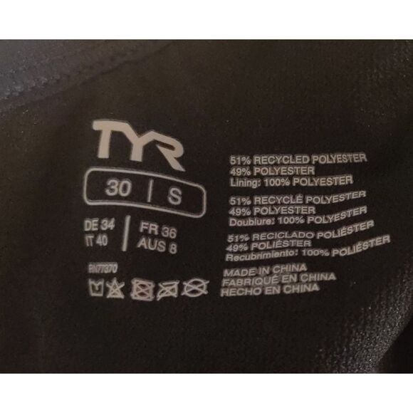 NWT TYR Durafast Solid Swimsuit Size S Size 30 Competitive Swim Workout - Picture 3 of 4